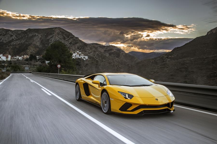  Lamborghini Aventador S 2017 года  (WW) (фото 19 из 74)